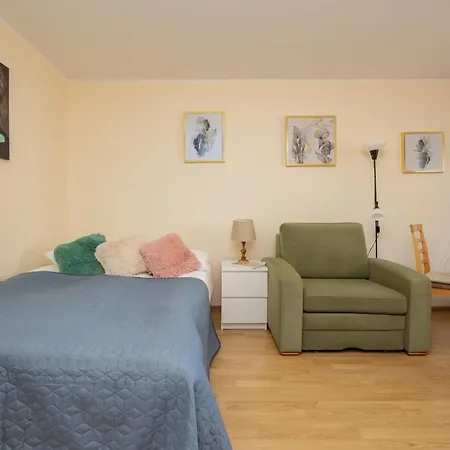 Cozy Anielewicza Wola By Renters Apartment *